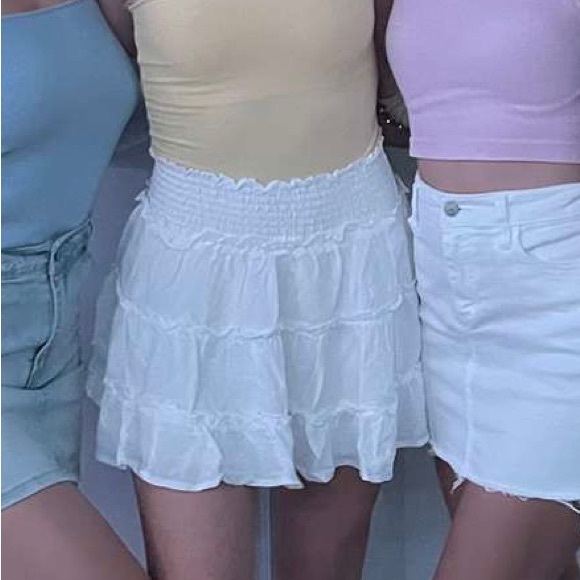 White Ruffle Mini Skirt - Picture 1 of 3